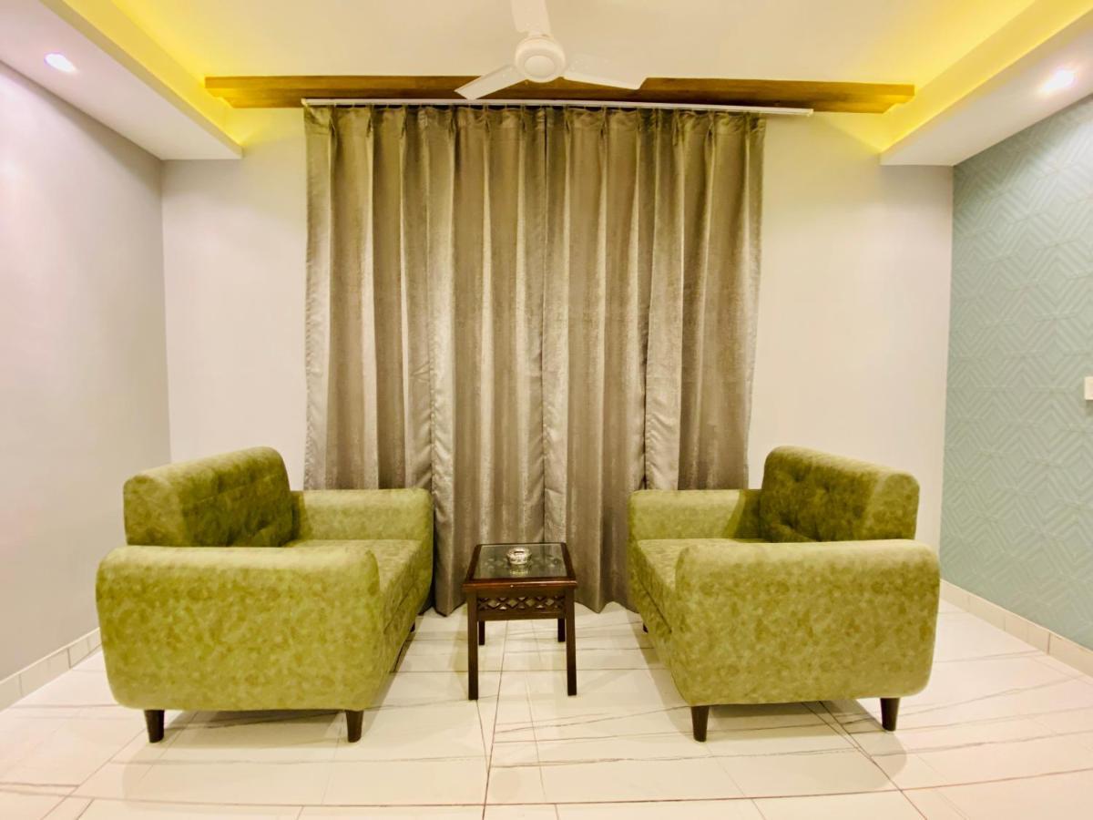 Jhājra The Eleganza酒店 外观 照片