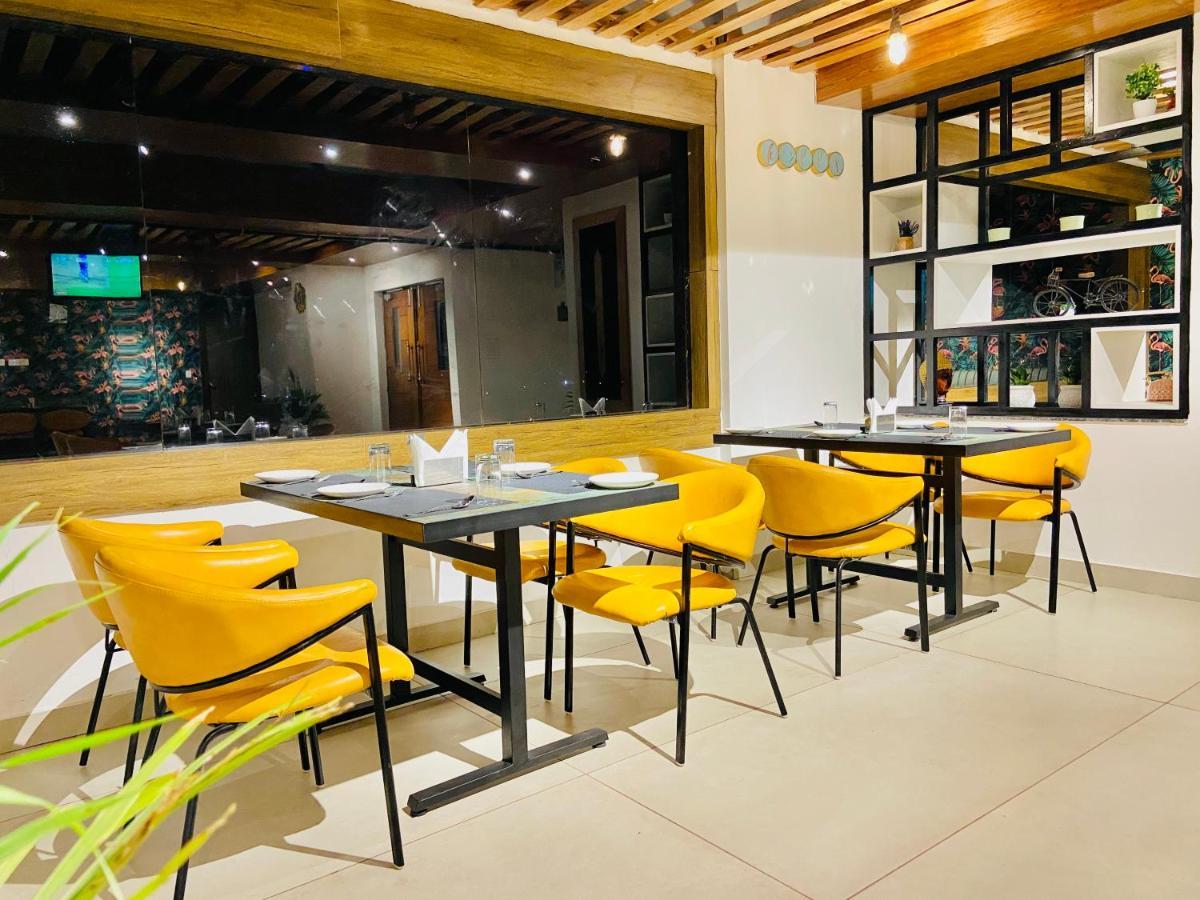 Jhājra The Eleganza酒店 外观 照片