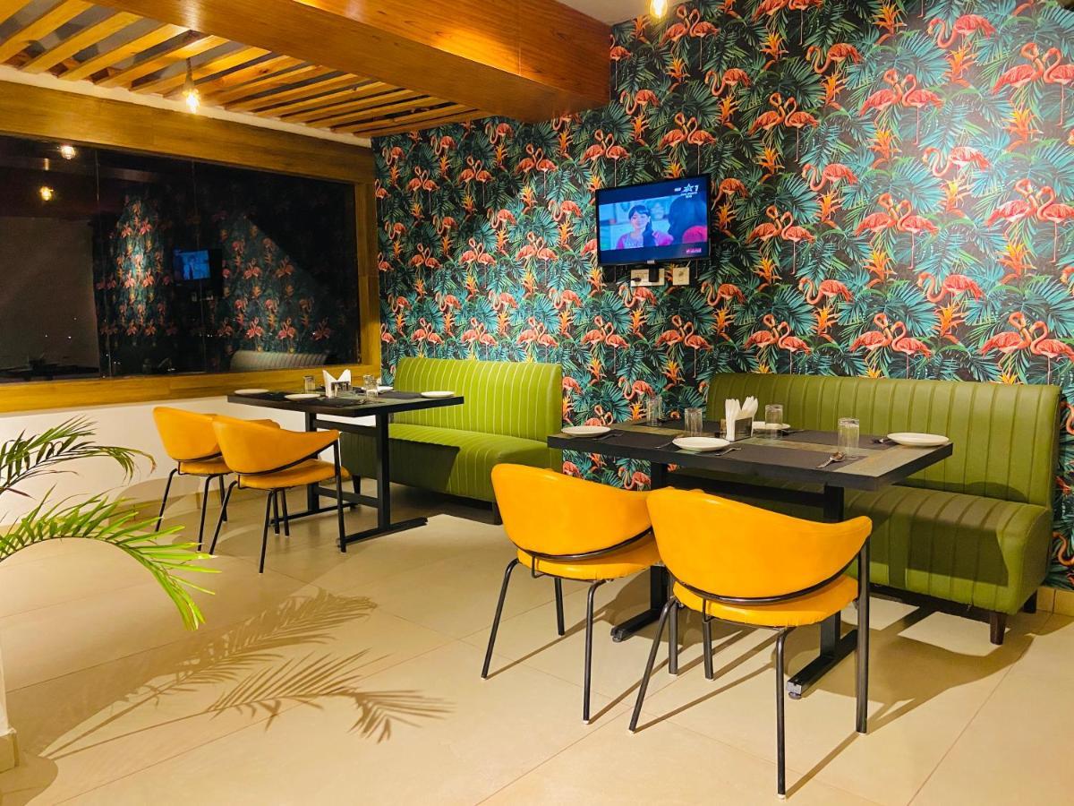 Jhājra The Eleganza酒店 外观 照片
